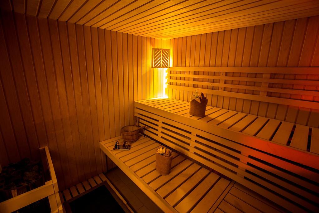 Adam Park Marrakech Hotel & Spa Marrakesh Exterior photo A Finnish sauna