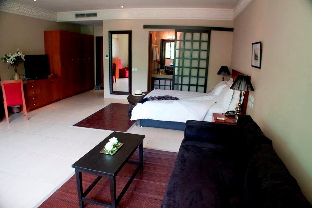 Adam Park Marrakech Hotel & Spa Marrakesh Exterior photo A room at the hotel